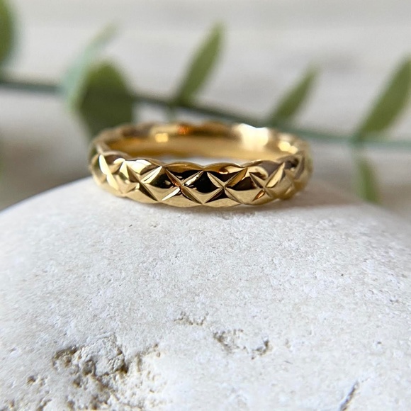 Dainty 18k Gold Plated Ring Minimalist X Band Stacking Ring Titanium Steel - Picture 5 of 5